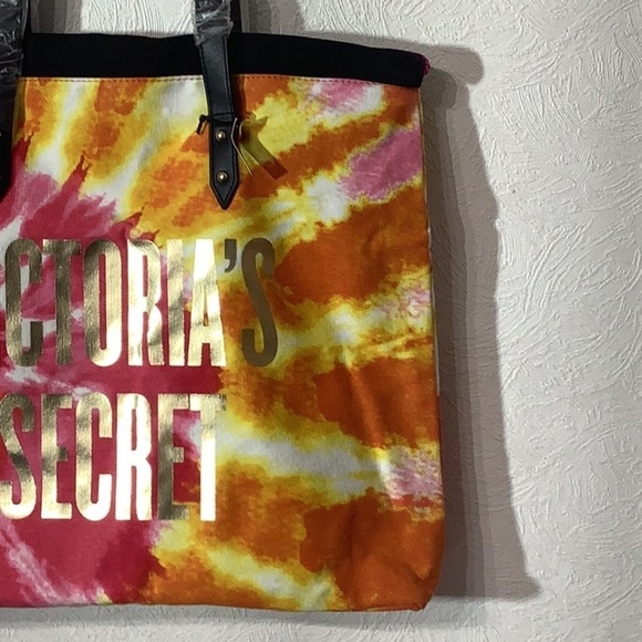 Victoria’s Secret NEW - canvas tote in dye print - drawstring - inside lined - Picture 2 of 10